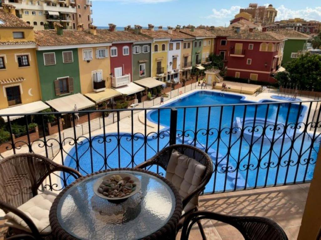 Valencia, Ideally Located 3Bed-2Bath Apart.Few Mints Walk From Beach,Pool,Shop. Port Saplaya Bagian luar foto