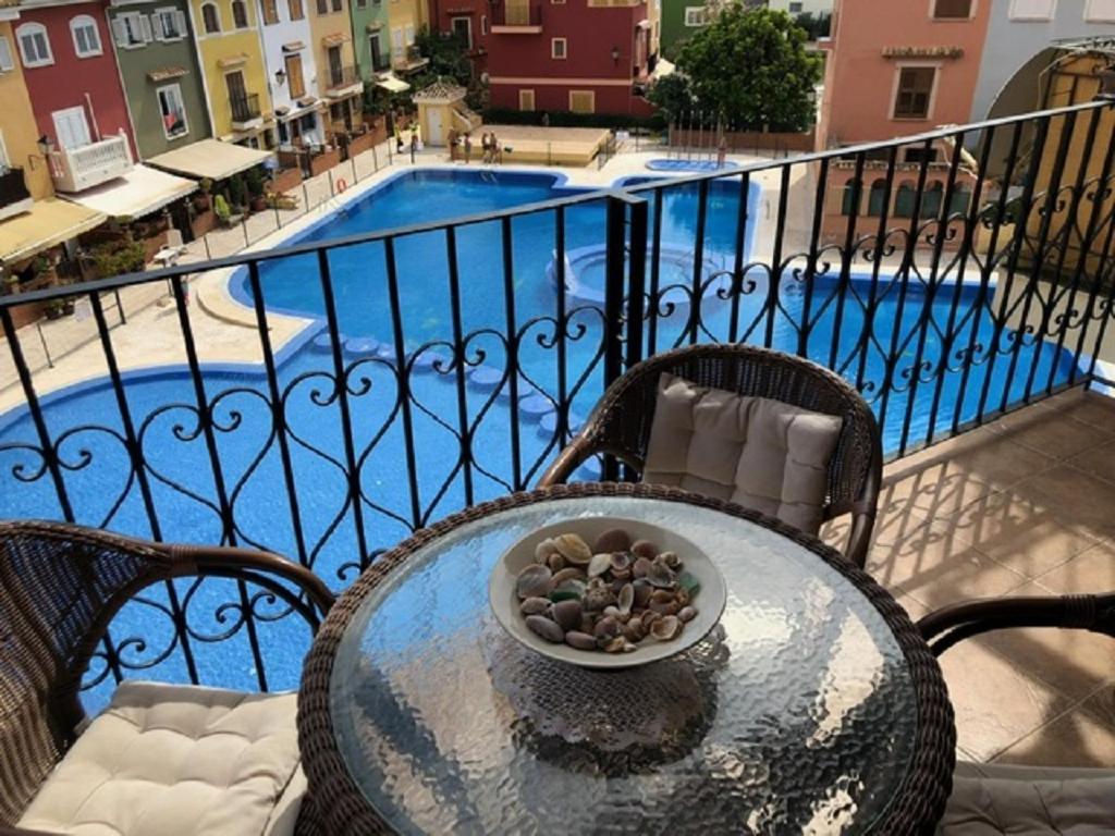 Valencia, Ideally Located 3Bed-2Bath Apart.Few Mints Walk From Beach,Pool,Shop. Port Saplaya Bagian luar foto