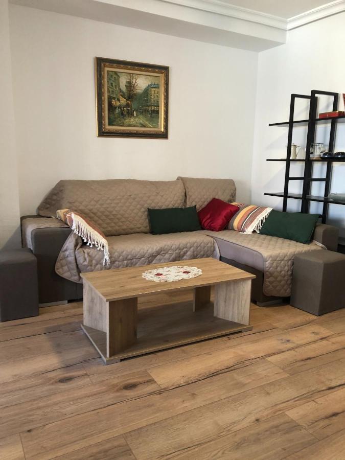 Valencia, Ideally Located 3Bed-2Bath Apart.Few Mints Walk From Beach,Pool,Shop. Port Saplaya Bagian luar foto